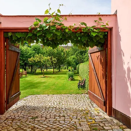 Kristian - House And Garden By Kh *